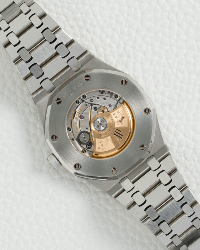 Audemars Piguet Royal Oak Selfwinding 15400ST - Image 2