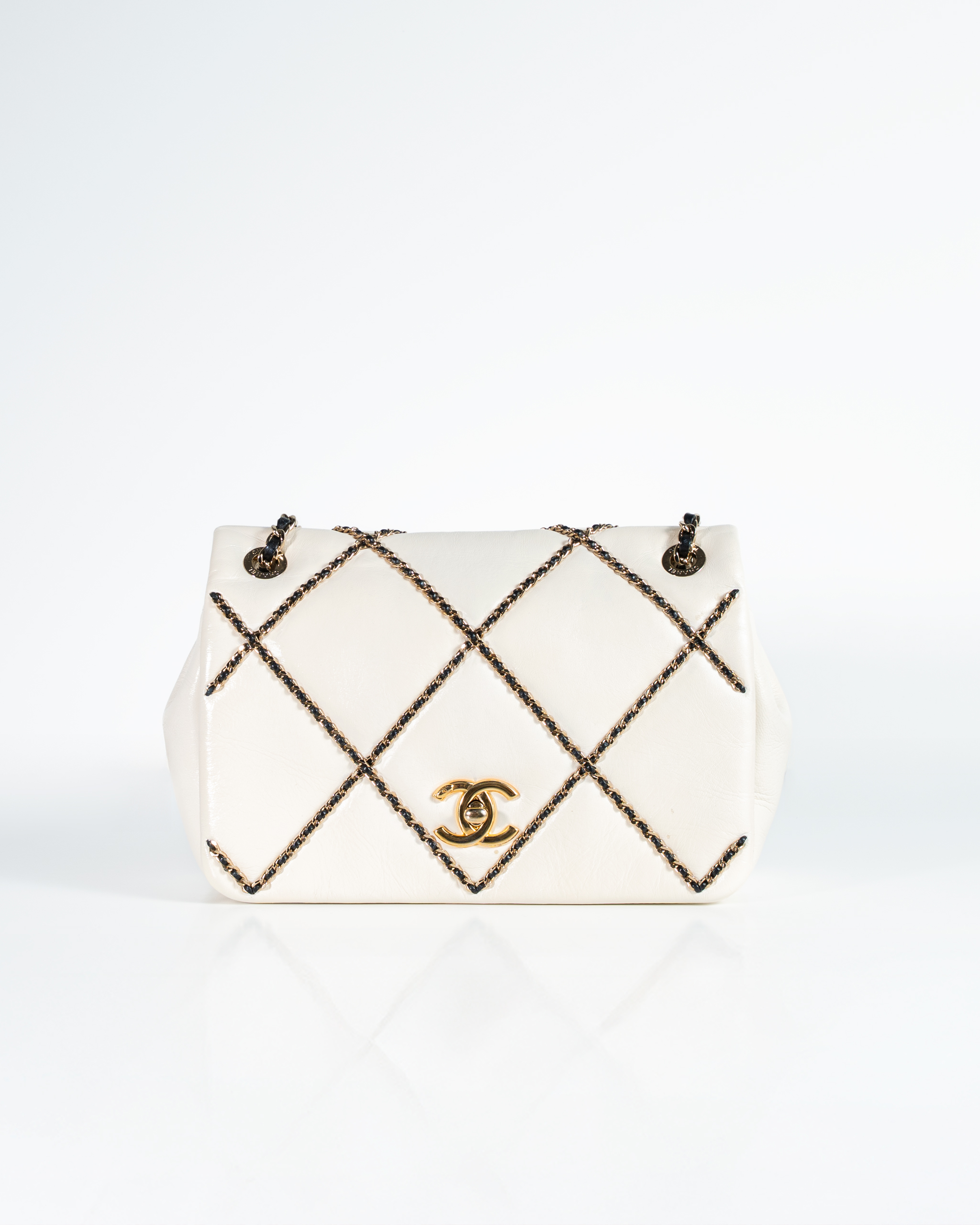 bag-2 Chanel Entwined Chain Stitch Ivory Lambskin - Image 1