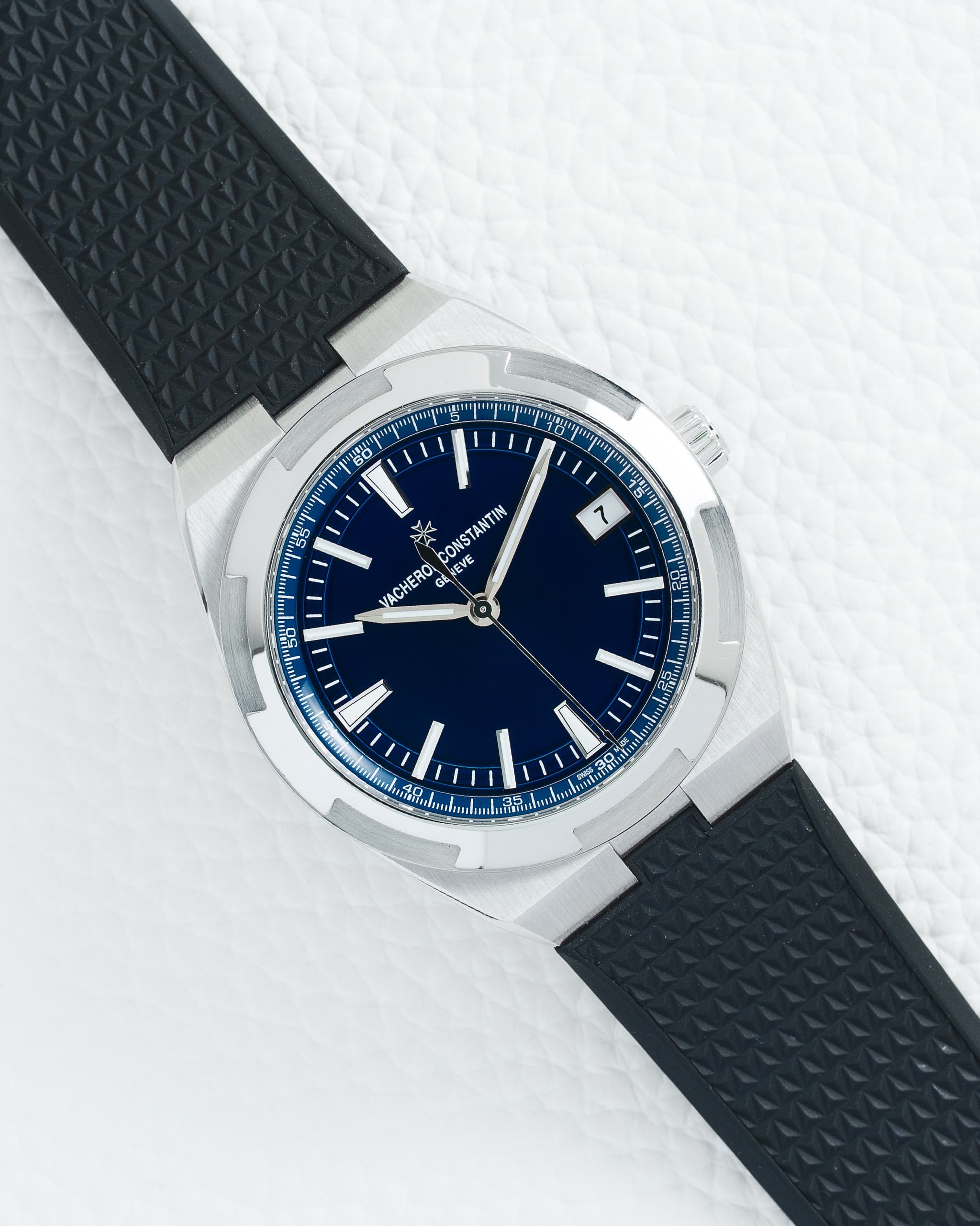 479 Vacheron Constantin Overseas 4500V - Image 1